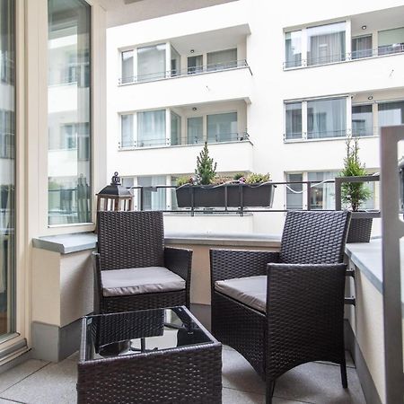 Apartment With Balcony Praha Exteriér fotografie