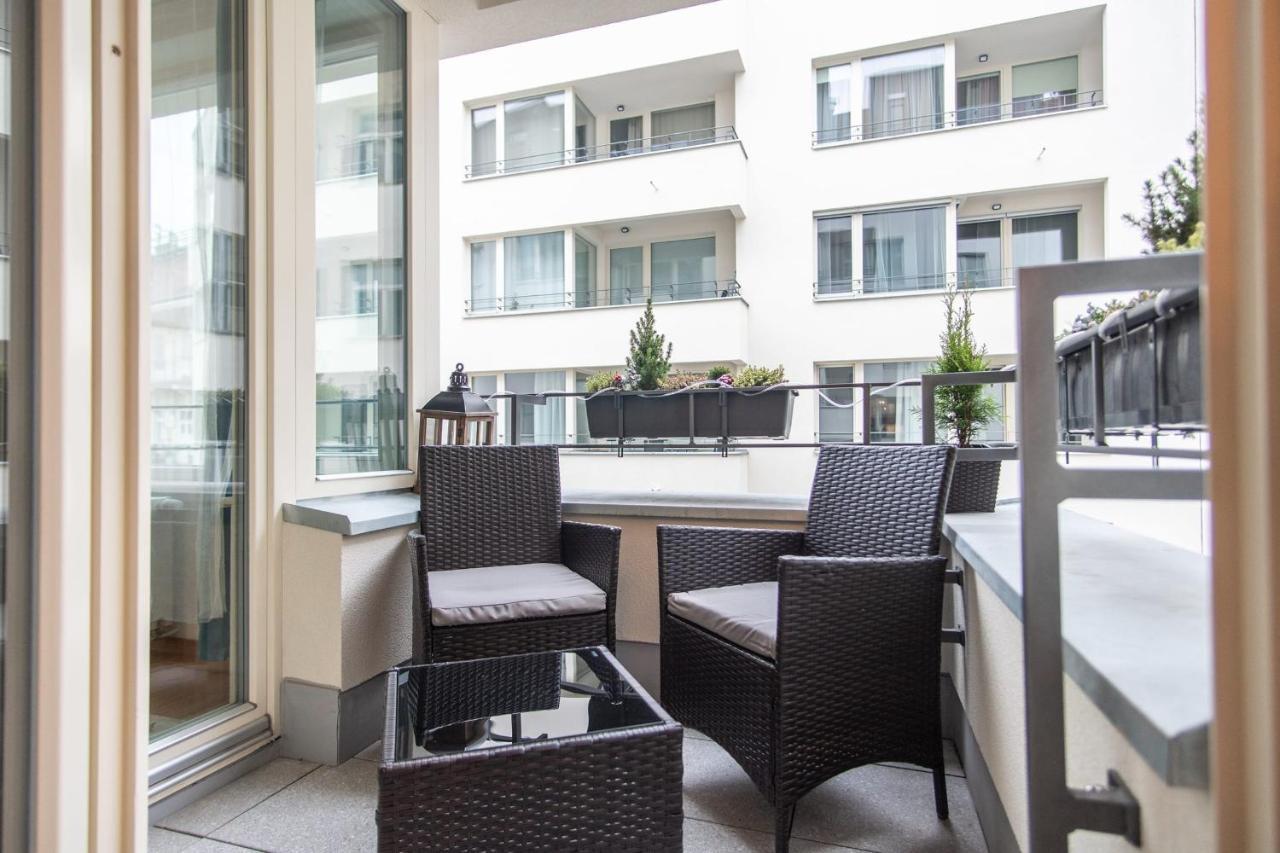 Apartment With Balcony Praha Exteriér fotografie