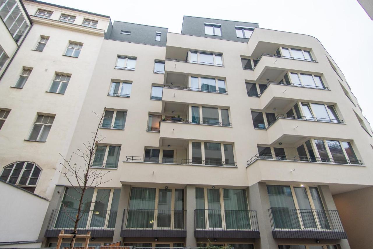 Apartment With Balcony Praha Exteriér fotografie