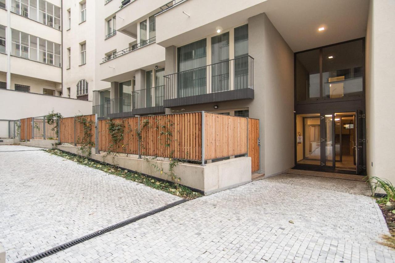 Apartment With Balcony Praha Exteriér fotografie